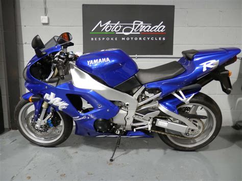 Yamaha YZF R1 1000 - Motostrada