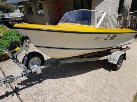 Foot Fibreglass Boat And Trailer Motorboats Powerboats Gumtree My Xxx