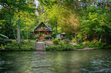 Mountain view cabins lakefront cabins riverfront/creek cabins. Blue Ridge log cabin with 2 bedrooms | FlipKey