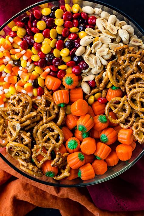 30 Best Halloween Snacks Ideas Thatll Brighten Up Your Halloween Party