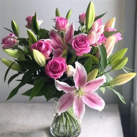 Rose And Lily Bouquet Uk