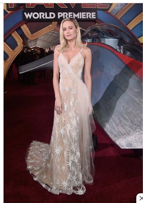 This Beautiful Dress Brie Larson Wore I Love The Sheer Star Over Lay And Slit Up The Side Im