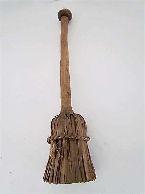 Th Century Short Shaved Broom Art Antiques Michigan