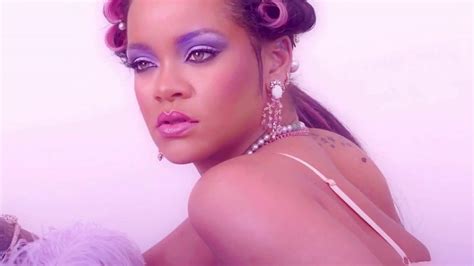 Pro Tv Rihanna N Lenjerie Intim Imaginile Care Au Dat Foc