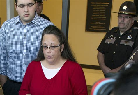 Kim Davis Voted Out As Kentucky County Clerk 3 Years After Being Jailed