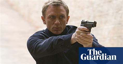 Quantum Of Solace Listen To Alicia Keys And Jack Whites Theme Song