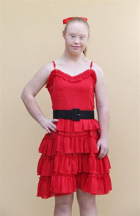 Madeline Stuart Down Syndrome Model To Walk Runway At New York Fashion
