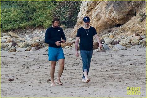 Gerard Butler Goes Shirtless After A Malibu Surf Session Photo