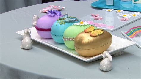 Martha Stewart Shares Fun Festive Easter Egg Decorating