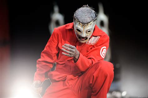 Slipknot crept into mainstream renown like burglars. Slipknot - Corey Taylor by onkami on DeviantArt