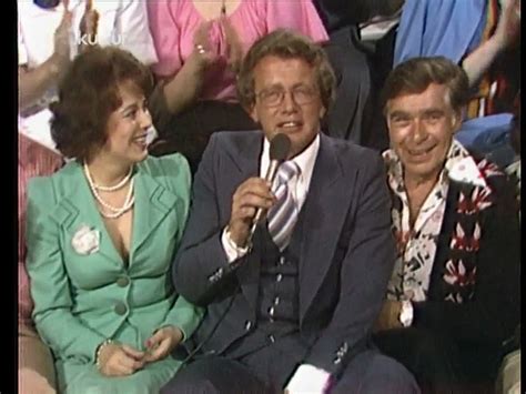 Platz das bedeutet keine mehrkosten für käufer, unterstützt uns aber bei der finanzierung dieser website.prominente fans. ZDF Hitparade Folge 94 vom 11.06.1977 - video Dailymotion