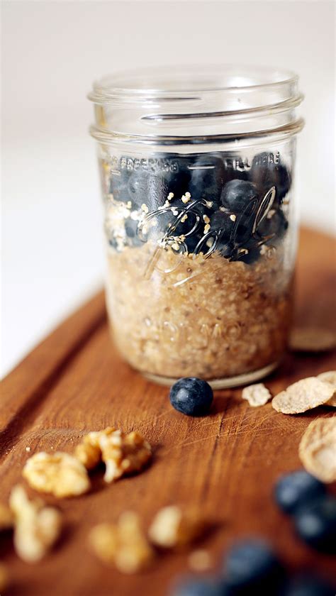 Healthy Breakfast Ideas: Vanilla Oats with Blueberries ...