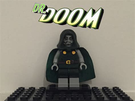 Lego Custom Marvel Comics Dr Doctor Doom Silver Minifigure