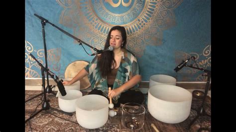 Gayatri Mantra With Crystal Singing Bowls Avec Bols De Cristal Deva