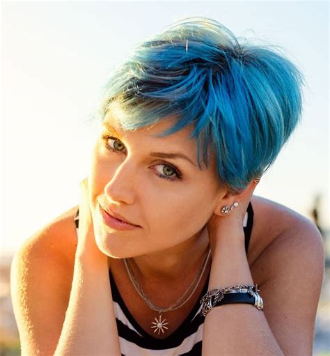 30 Astonishing Short Blue Hair Color Ideas For 2022