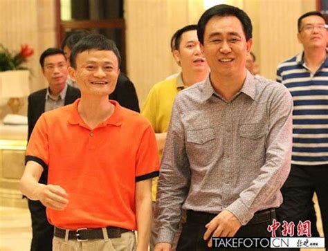 Jack Ma Rockstar Durante Le Celebrazioni Per Il Ventennale Di Alibaba