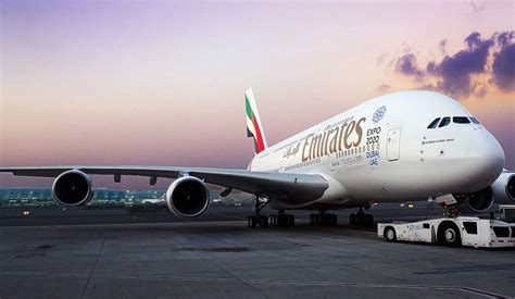 هواپیمایی امارات، بزرگ‌ترین شرکت هواپیمایی خاورمیانه ستاره ونک