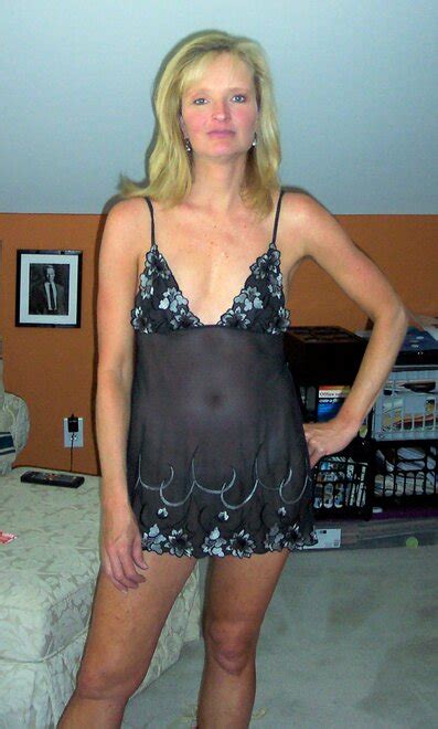 Milf Is Ready To Rock And Roll Porn Pic Eporner