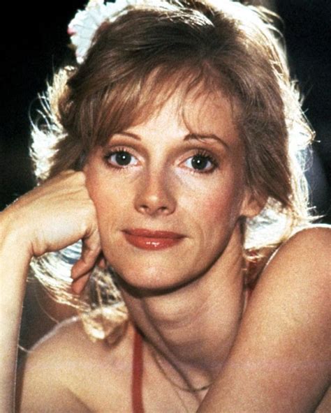30 Gorgeous Photos Of Sondra Locke In The 1960s And 70s Vintage News