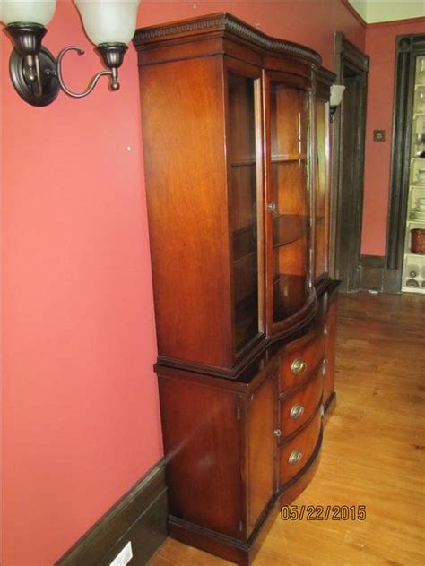 Manage quality control of these imported kitchen cabinets from china. DREXEL 1940'S MAHOGANY TRAVIS COURT CHINA CABINET Nepean ...