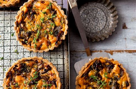 Caramelised Red Onion Quiche | Dinner Recipes | GoodtoKnow