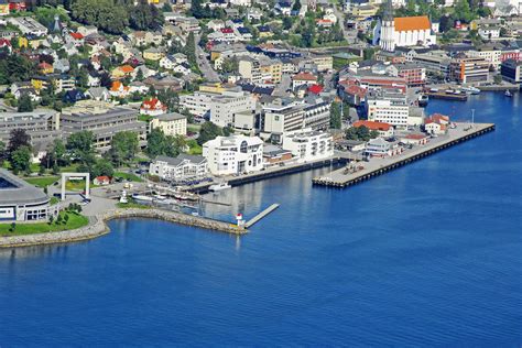 The match is a part of the eliteserien. Molde Reknes Harbour in Molde, Norway - Marina Reviews ...