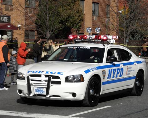Nypd Highway Patrol Police Car 2010 New York City Maratho Flickr