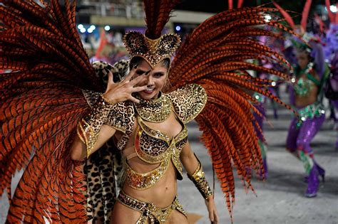Das Sind Die Schönsten Bilder Vom Karneval In Rio