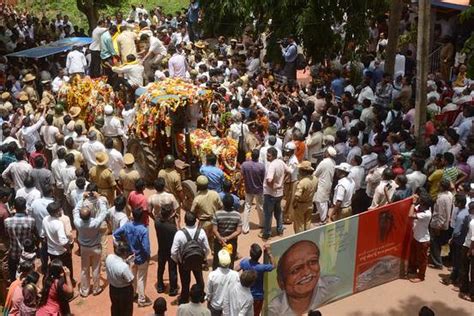 Indian Rationalist Who Opposed Idol Worship Is Murdered India Real