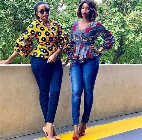 Que ce soit pour des sorties de jours ou de nuit, le pagne est devenu incontournable. African fashion | Mode africaine, Tenue africaine, Haut en ...