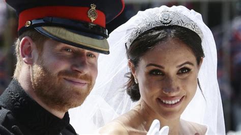 Und diese kommt, hört man, einer revolution gleich. Meghan Markle und Prinz Harry: Intime Hochzeitsfotos ...