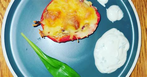 Überbackene Paprika mit Kartoffel-Cabanossi Füllung Rezept ...