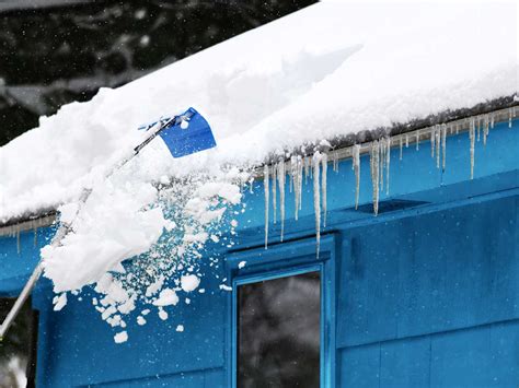 How To Prevent Snow And Ice Damage On Your House Ontario Society Of