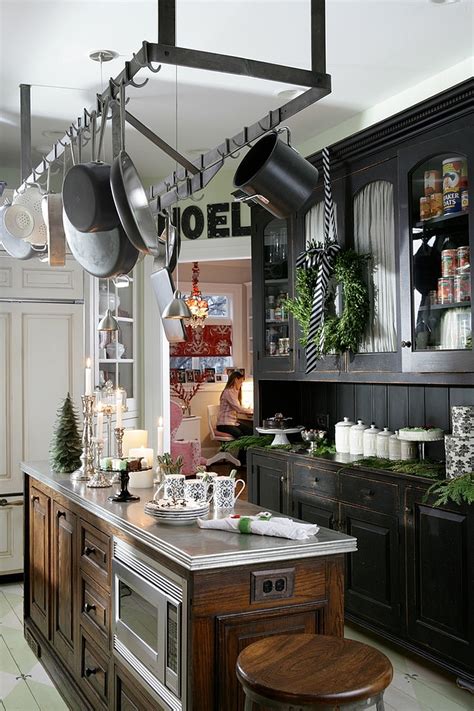 It is where you provide a kitchen is much more than a necessity, and today's designs all but prove it can be lifted from the pages of domestic pragmatism into a work of art. Christmas Decorating Ideas That Add Festive Charm to Your ...