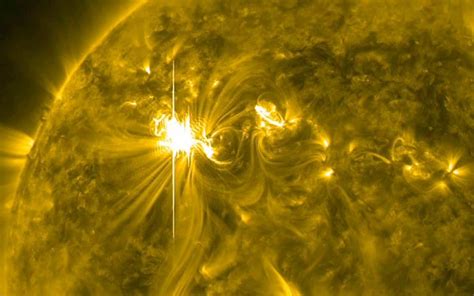Huge Solar Flare To Hit Earth As The Sun Erupts