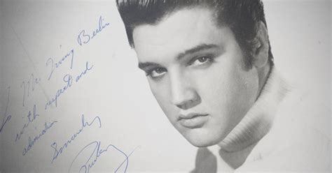 Memphis Crypt Where Elvis Presley Was First Buried Goes Up For Auction