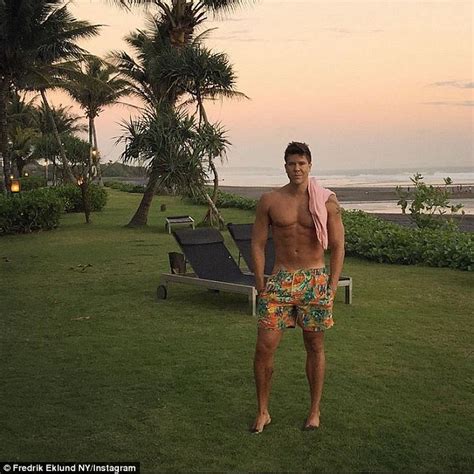 Bravos Fredrik Eklund Flashes His Six Pack As He Holidays In Bali Daily Mail Online
