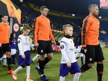 Последние твиты от uefa.com (@uefacom). УЄФА покарав Шахтар через расистську поведінку фанатів