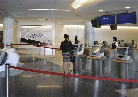90 Años Del Aeropuerto Internacional De Los Ángeles La Evolución De Un