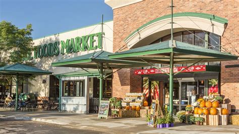 The bc centre for disease control does not recommend the use of face shields as a substitute for masks. Mandatory To Wear Masks In Vancouver: All Whole Foods In ...