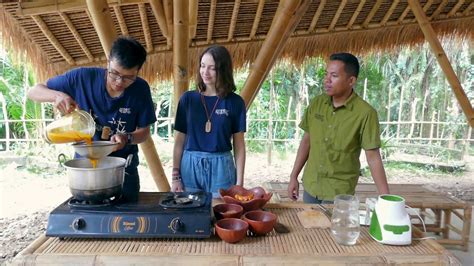 Cara buat jamu kunyit putih. Jamu Making (Kunyit Asam) - YouTube