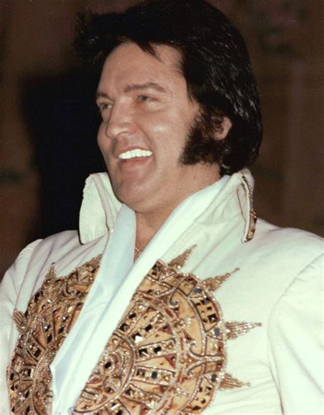 Elvis Had The Looks And The Smile Even In His 40s Elvis Presley 1977 Elvis Presley Photos