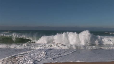 🌊winter Ocean Waves Crashing On The Beach Continuous Shot Crashing