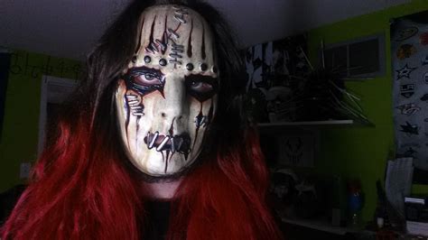 Aug 22, 2019 · joey jordison one night, when he was a kid, joey jordison's mother came home from a halloween party wearing an utterly blank, and thus eerily terrifying, japanese kabuki mask. Slipknot Joey Jordison #1 Mask Unboxing! - YouTube