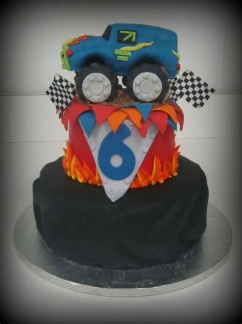 Monster Truck - CakeCentral.com