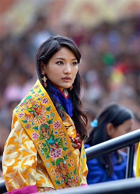 Nhan Sắc Của Hoàng Hậu Bhutan Nàng Lọ Lem Vạn Người Mê