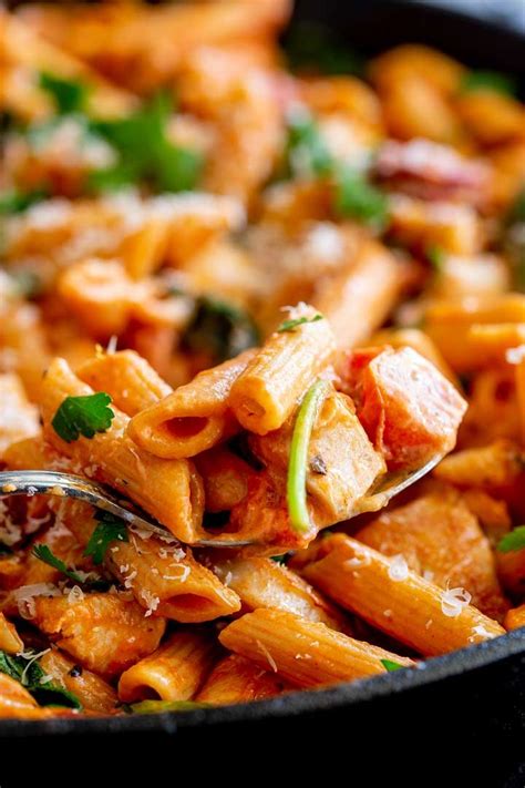 By michael hudman and andy ticer. This Easy Creamy Tomato Chicken and Chorizo Pasta takes ...