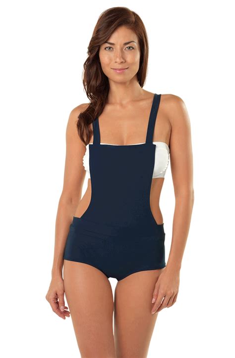 Il n'y a rien de mieux pour se mettre dans l'ambiance de l'été que de chercher son nouveau maillot de bain ! Maillot de bain femme 1 piece shorty - julie bas
