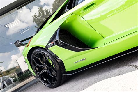 Lamborghini Aventador Svj Green Oasis Limo
