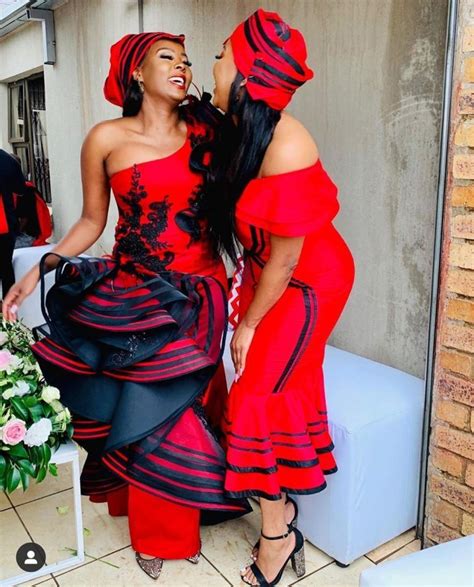Umbhaco Xhosa Attires In South Africa Weddings Are Always Very Beautiful And Colorfu Xhosa